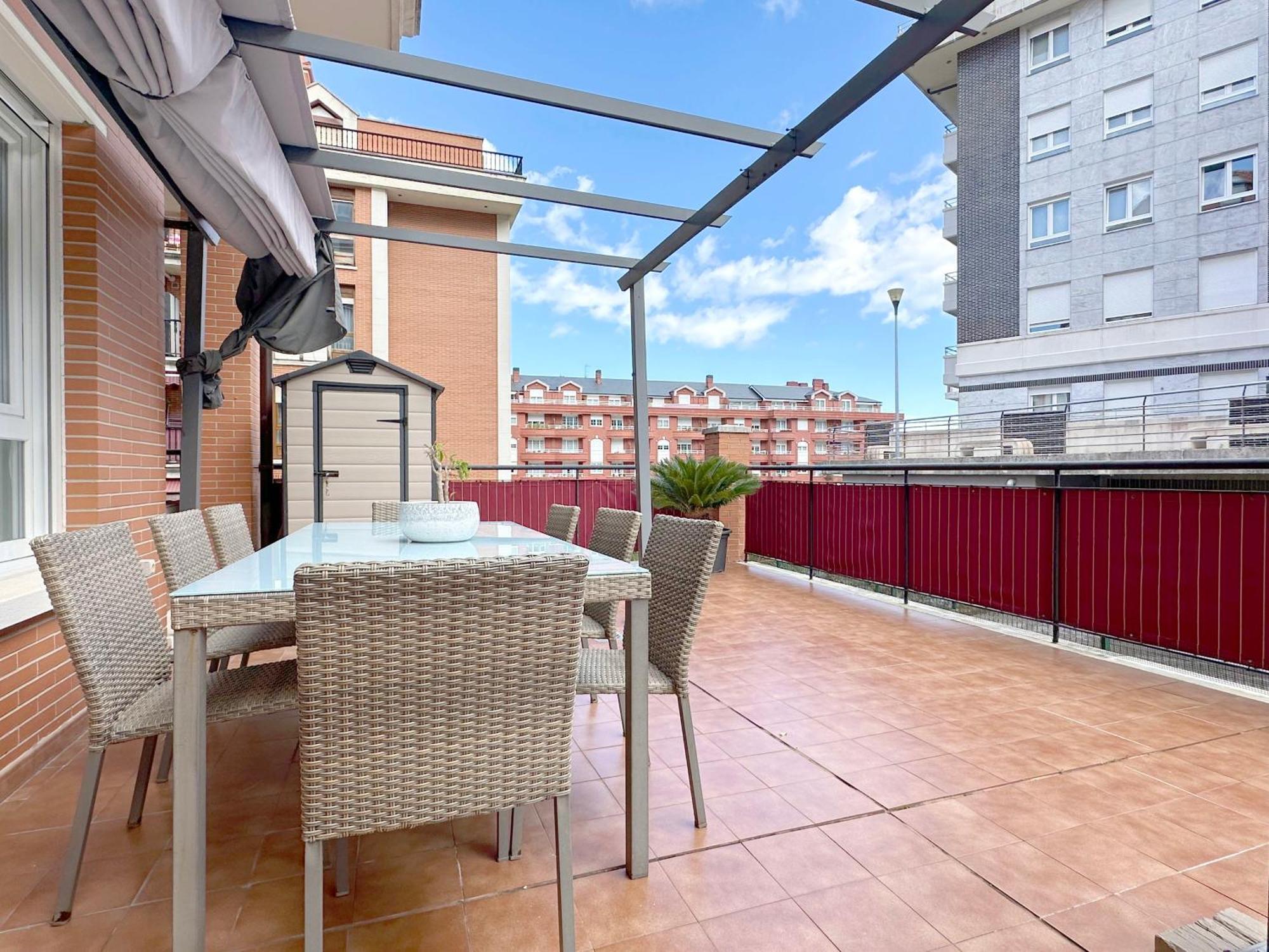 Apartamento Con Gran Terraza En El Centro Appartement Castro Urdiales Buitenkant foto